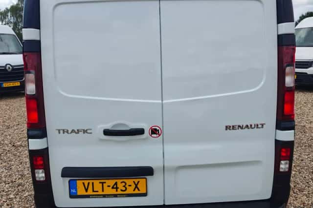 Renault Trafic (2021) thumbnail 5