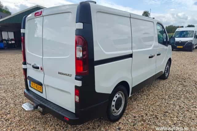 Renault Trafic (2021) thumbnail 6