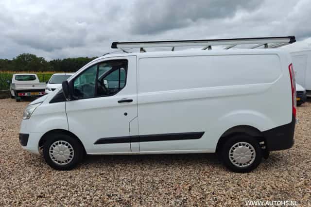 Ford Transit Custom (2013) thumbnail 3