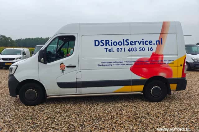 Renault Master (2022) thumbnail 2