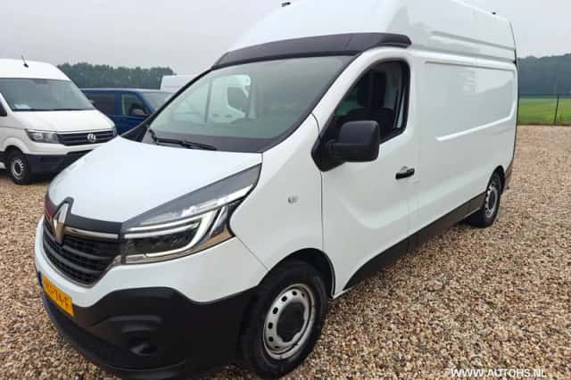 Renault Trafic (2021) thumbnail 1
