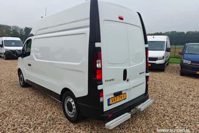Renault Trafic (2021) thumbnail 4