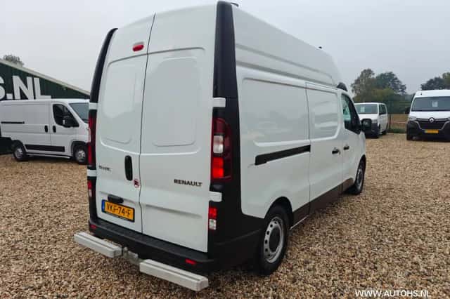 Renault Trafic (2021) thumbnail 5