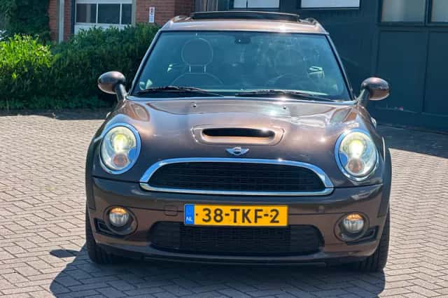 MINI Clubman (2008) thumbnail 4