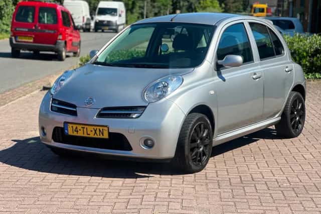 Nissan Micra (2006) thumbnail 1