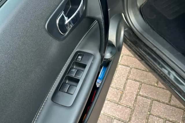 Nissan Qashqai (2013) thumbnail 21