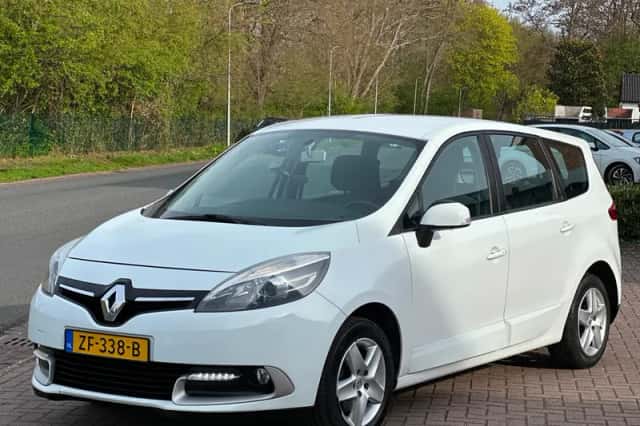 Renault Grand Scénic (2016) thumbnail 1