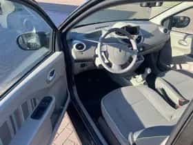 Renault Twingo (2013) thumbnail 13