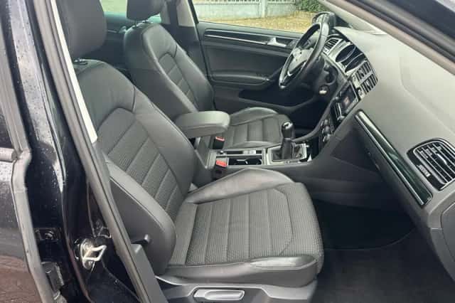 Volkswagen Golf (2014) thumbnail 21