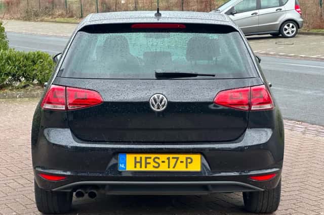 Volkswagen Golf (2014) thumbnail 10