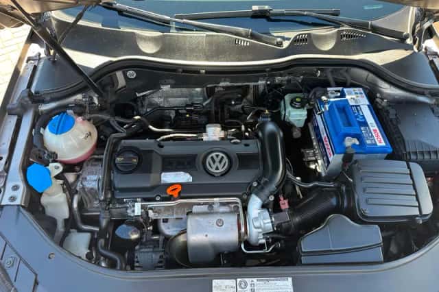 Volkswagen Passat (2012) thumbnail 20