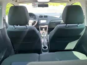Volkswagen Polo (2011) thumbnail 16