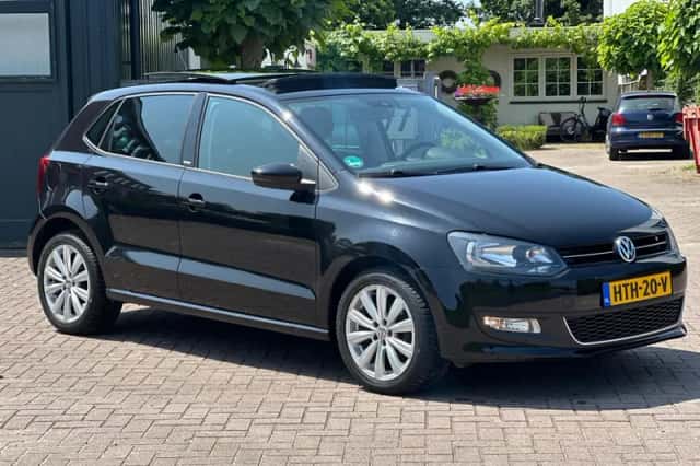 Volkswagen Polo (2011) thumbnail 6