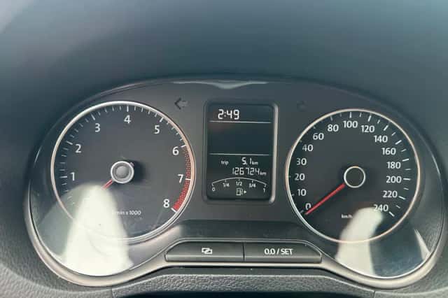 Volkswagen Polo (2013) thumbnail 2