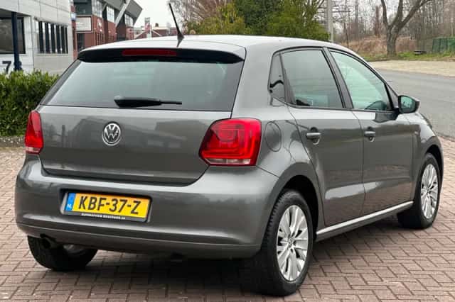 Volkswagen Polo (2013) thumbnail 11