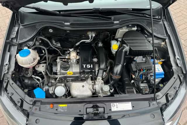 Volkswagen Polo (2013) thumbnail 24