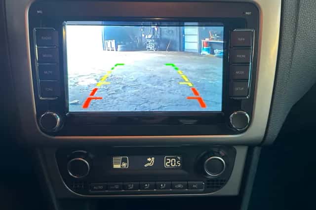 Volkswagen Polo (2013) thumbnail 4