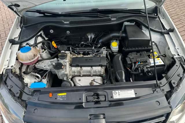 Volkswagen Polo (2013) thumbnail 23