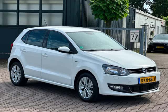 Volkswagen Polo (2013) thumbnail 8