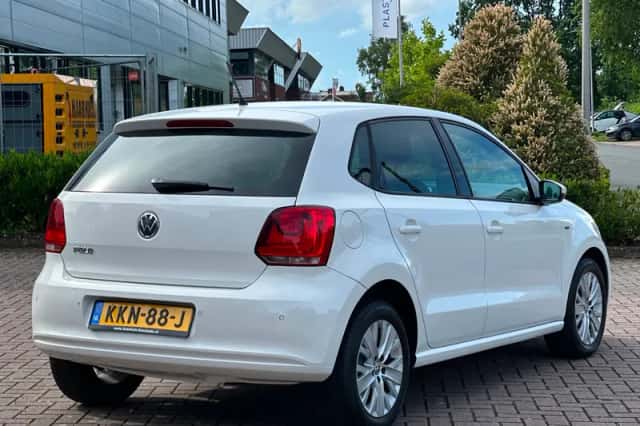 Volkswagen Polo (2013) thumbnail 9