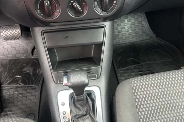 Volkswagen Tiguan (2009) thumbnail 14