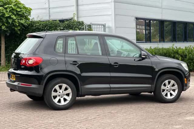 Volkswagen Tiguan (2009) thumbnail 7