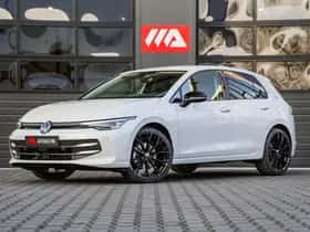 Volkswagen Golf (2024) thumbnail 2