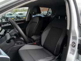 Volkswagen Golf (2024) thumbnail 22