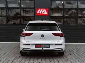 Volkswagen Golf (2024) thumbnail 31