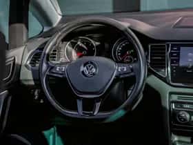 Volkswagen Golf (2018) thumbnail 23