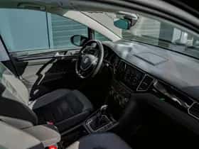 Volkswagen Golf (2018) thumbnail 25
