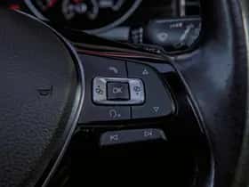 Volkswagen Golf (2018) thumbnail 7
