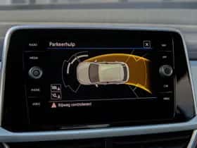 Volkswagen T-Roc (2025) thumbnail 16