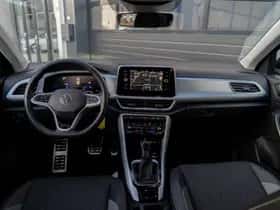 Volkswagen T-Roc (2025) thumbnail 3