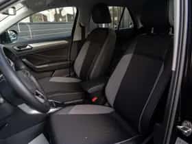 Volkswagen T-Roc (2025) thumbnail 9