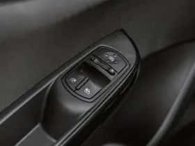 Opel Corsa (2019) thumbnail 17
