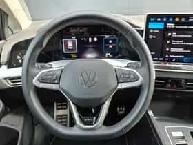 Volkswagen Golf (2024) thumbnail 11