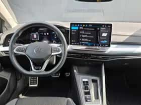 Volkswagen Golf (2024) thumbnail 3