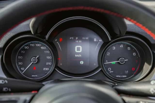 Fiat 500 (2024) thumbnail 6