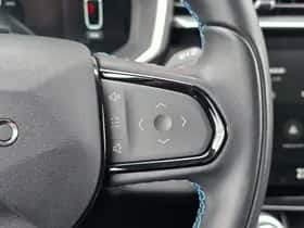 Lynk & Co 01 (2022) thumbnail 7