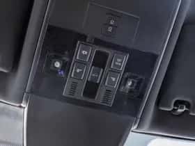 Volkswagen Tiguan (2021) thumbnail 23