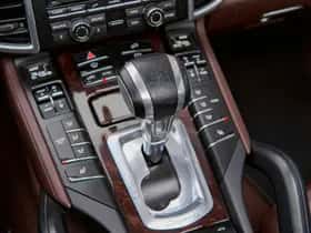 Porsche Cayenne (2015) thumbnail 19