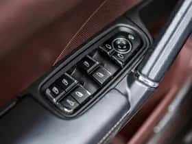Porsche Cayenne (2015) thumbnail 22