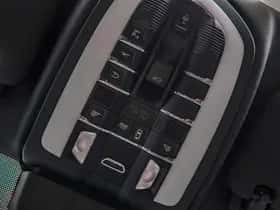 Porsche Cayenne (2015) thumbnail 23