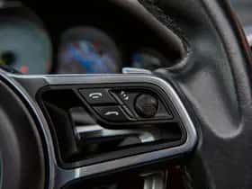 Porsche Cayenne (2015) thumbnail 8