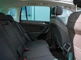 Volkswagen Tiguan (2023) thumbnail 24