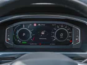 Volkswagen Tiguan (2023) thumbnail 5