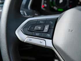 Volkswagen Tiguan (2023) thumbnail 6