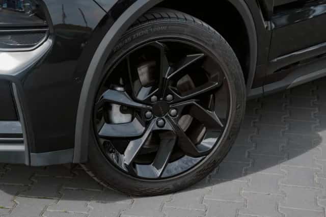 Lynk & Co 01 (2023) thumbnail 3