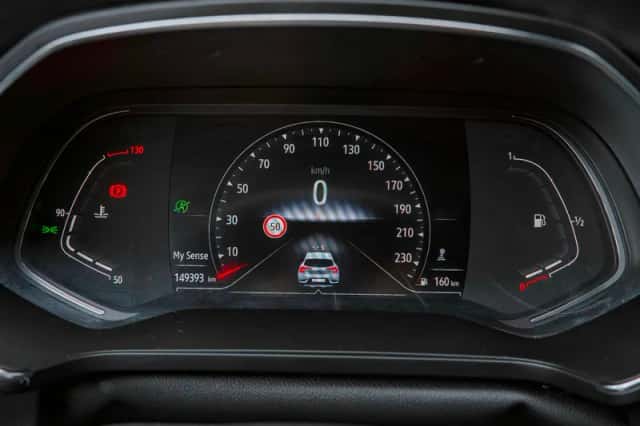 Renault Captur (2020) thumbnail 6